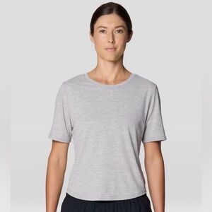 Mountain Hardware Women’s Sunblocker Short Sleeve Tee Shirt Small Half Moon Gray